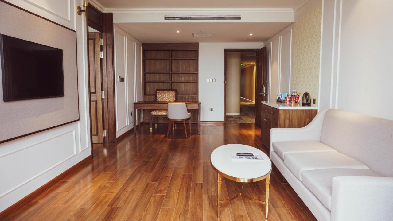 Phu Cuong Hotel Ca Mau Exterior photo