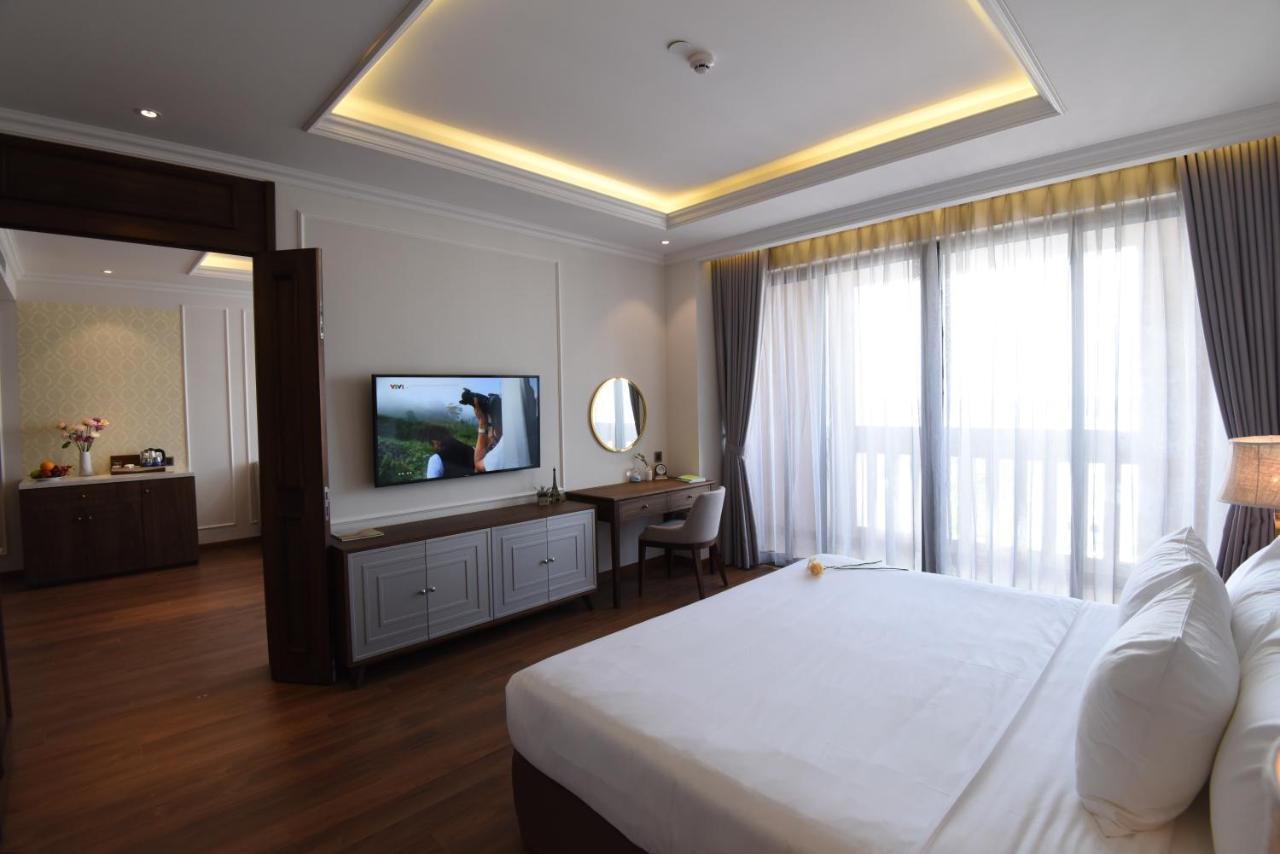 Phu Cuong Hotel Ca Mau Exterior photo