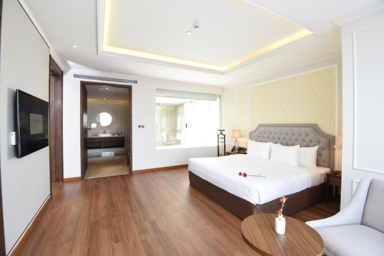 Phu Cuong Hotel Ca Mau Exterior photo